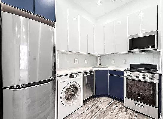 3rd image of 59 W 128th St #2R
