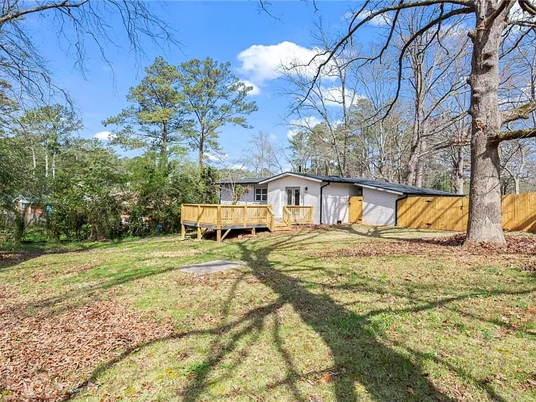 203 Wendell Dr SE — Photo 26