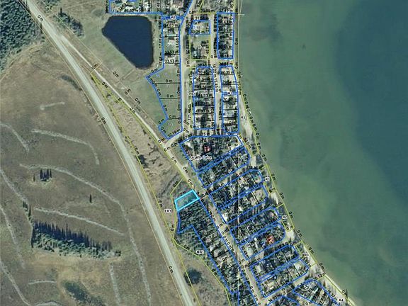 3rd image of 115C Lakeview DRIVE