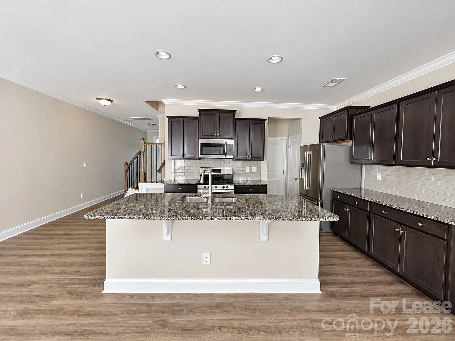 3 bed, 2.5 bath, 1855 sqft, $2,250 — Photo 3