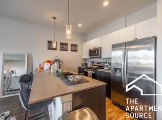 2521 N Halsted St #4, Chicago, IL 60614