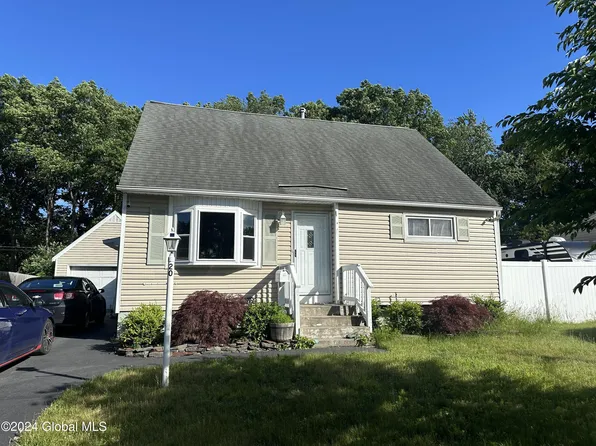 20 Huckleberry Lane, Colonie, NY 12205