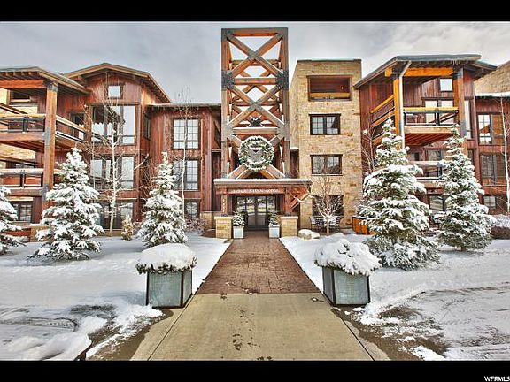 2nd image of 2880 Deer Valley Dr #208