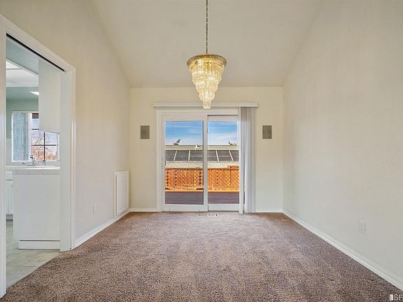 5th image of 818 Whitehaven Ct