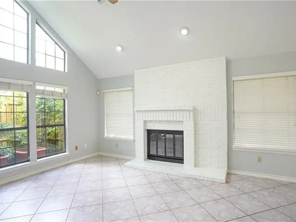11310 Spicewood Club Dr APT 2, Austin, TX 78750