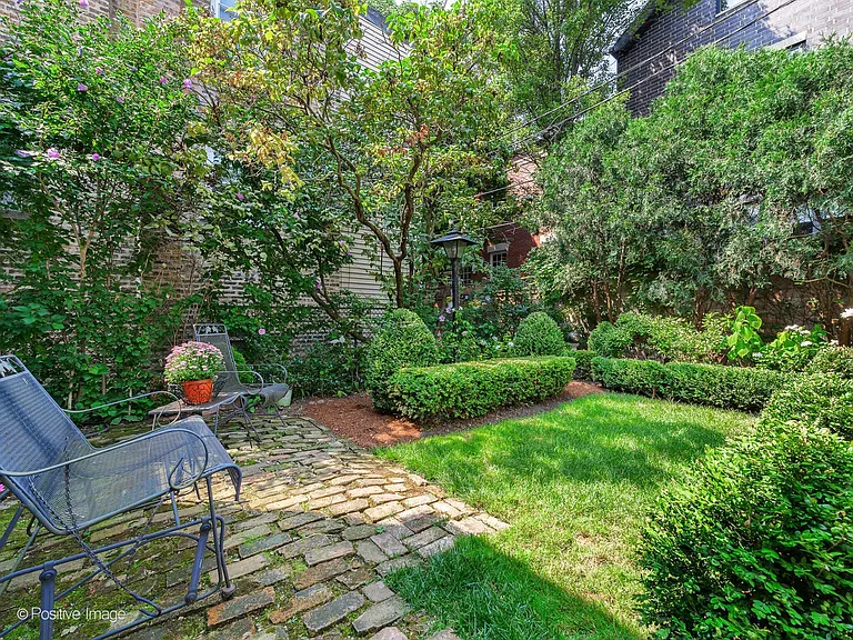 1222 W Lill Ave — Photo 28