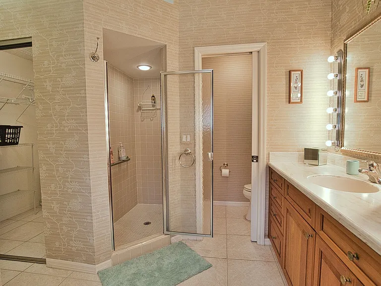 1191 Harbor Town Way — Photo 22