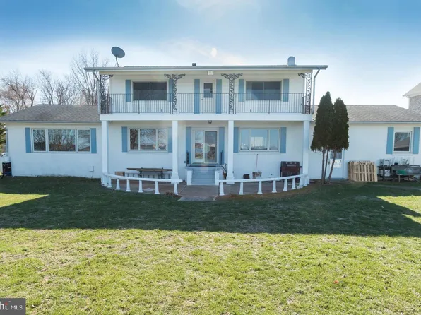 40508 Waterview Dr, Mechanicsville, MD 20659