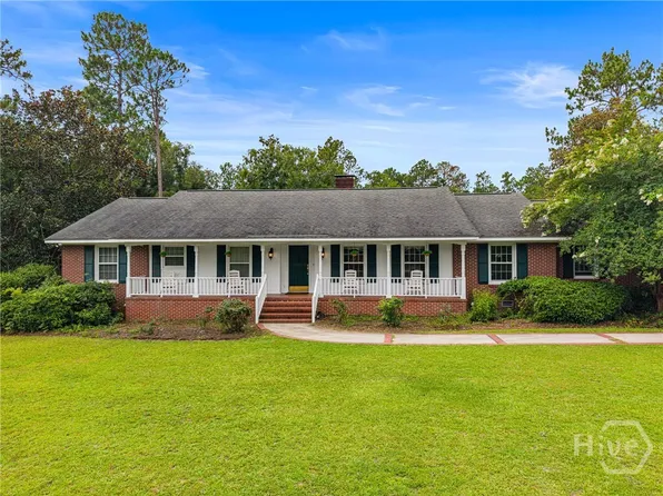 459 Prince Avenue, Swainsboro, GA 30401