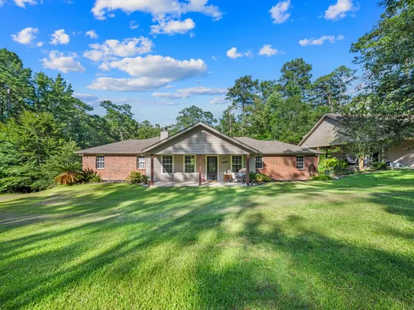 230 Shank Dr, Brookeland, TX 75931
