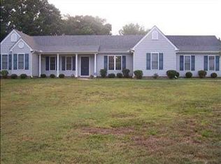 102 Cravat Ct, Easley, SC 29642