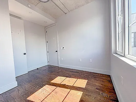 Rented by CW Realty Property Management LLC | media 6