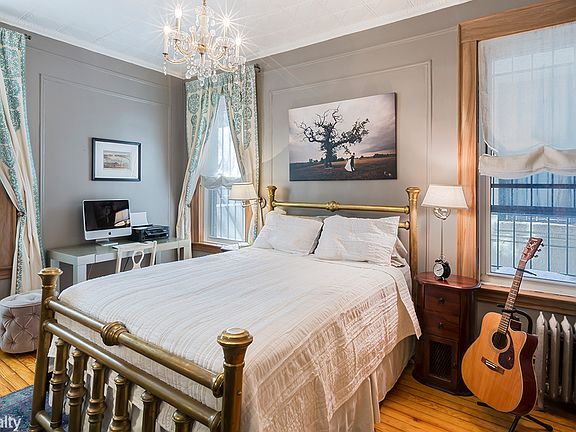 2nd image of 221 8th Ave APT 1