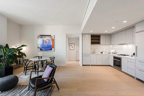 Sold by Nest Seekers International | media 17