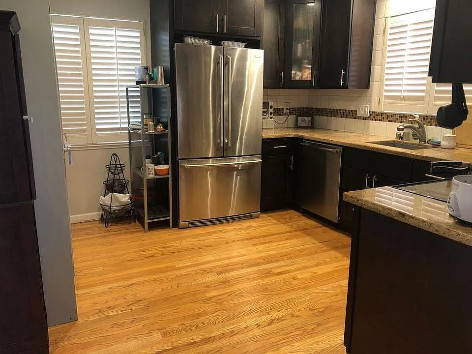 262 Maria St — Photo 4