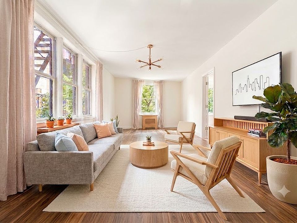 1st image of 1625 Emmons Ave APT 3A