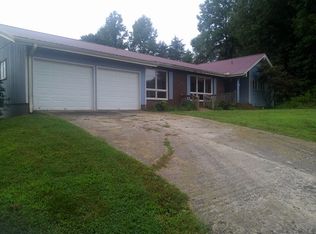 126 Mann Rd, Franklin, NC 28734