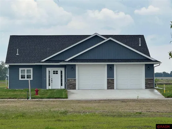 105 White Fox Path, Eagle Lake, MN 56024