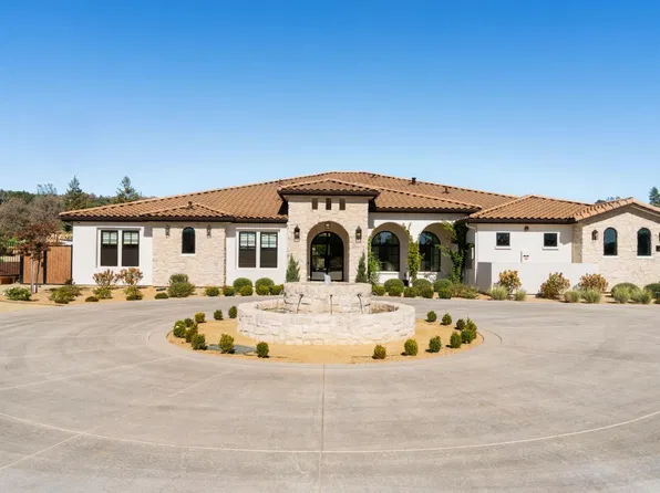 2320 Vineyard Estates Ct, Auburn, CA 95603