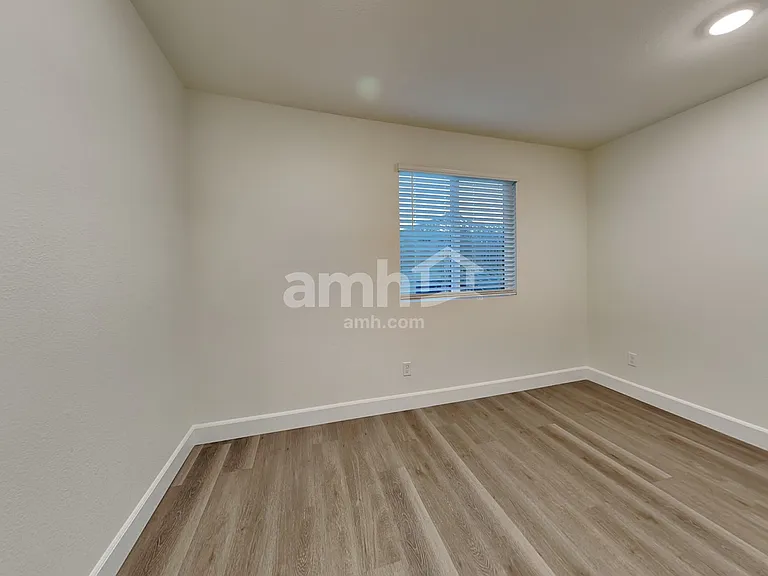 10375 Medusita St — Photo 18