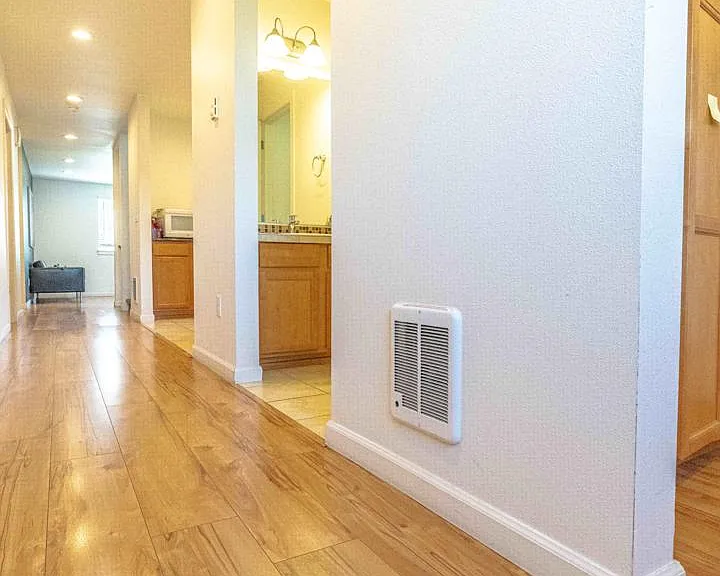616 NE 53rd St #204 — Photo 8