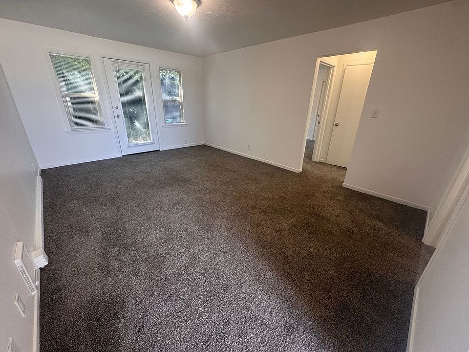 1st image of 2103-2115 W Riverside Ave #9