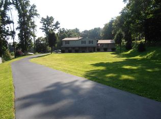 171 Houck Rd, Fleetwood, PA 19522