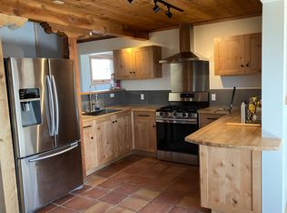 15 Baca Rd #A, Arroyo Seco, NM 87514