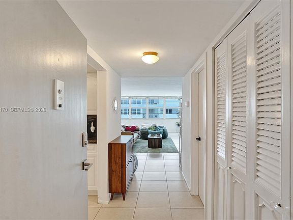 4th image of 1170 N Federal Hwy APT 1008