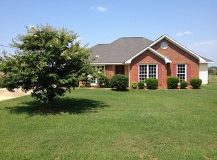 23 Fallowfield Dr, Fort Mitchell, AL 36856