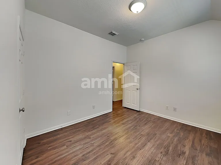30 Huntington Bend Dr — Photo 13