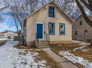 818 Mullet Pl, Green Bay, WI 54304
