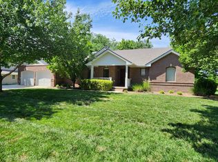 308 Campus Ct, Newton, KS 67117