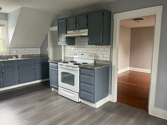 4th image of 368 Alfred St #2