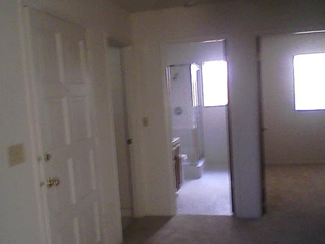 9606 N Sharon Ave — Photo 3
