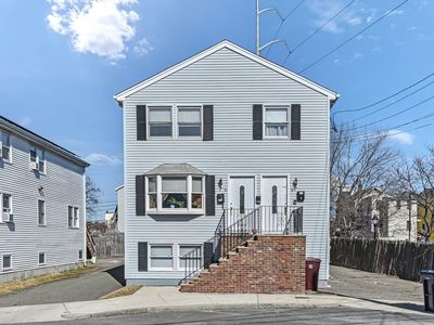 6 Eight Christina Cir, Everett, MA, 02149