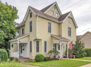 205 College Ave, Mount Pleasant, PA 15666