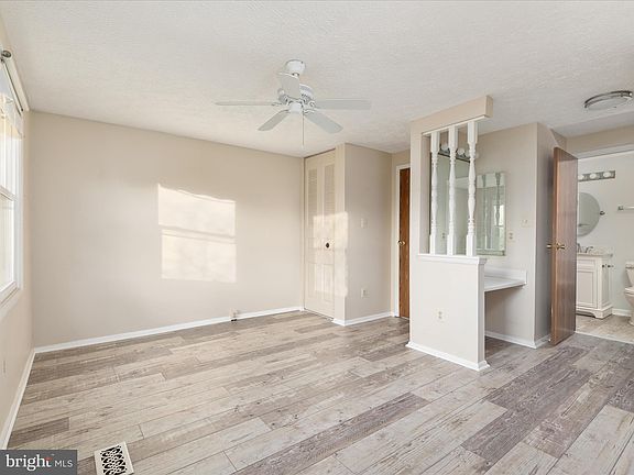 3rd image of 3724 Sudley Ford Ct