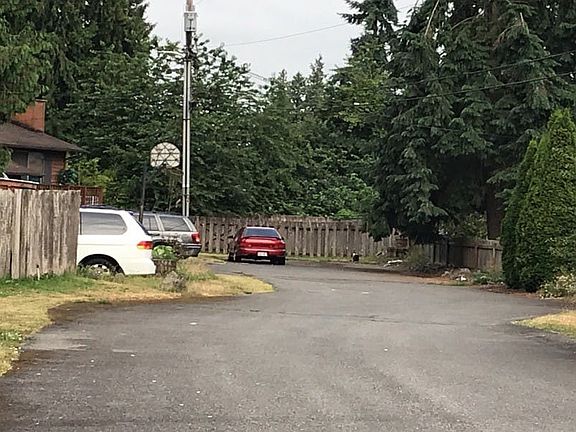 5th image of 9506 50th Ave NE