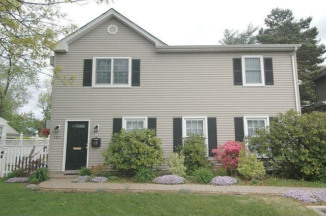1st image of 137 Jennifer Ln
