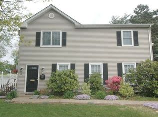 137 Jennifer Ln, Yonkers, NY 10710