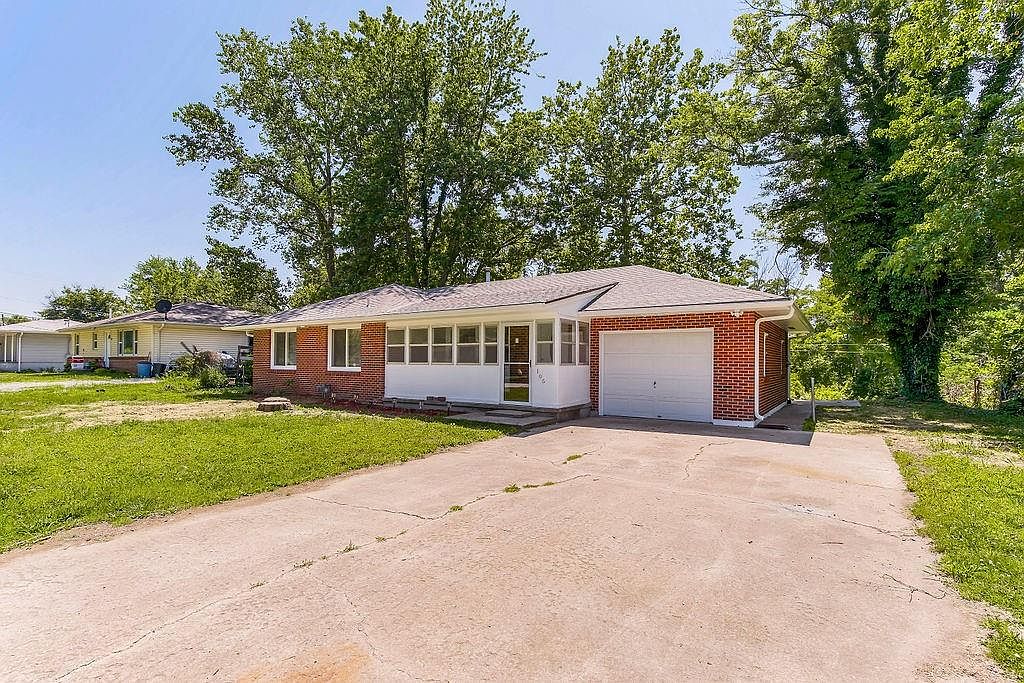 105 Ridgeway Dr, Wood Heights, MO 64024 MLS 2441550 Zillow