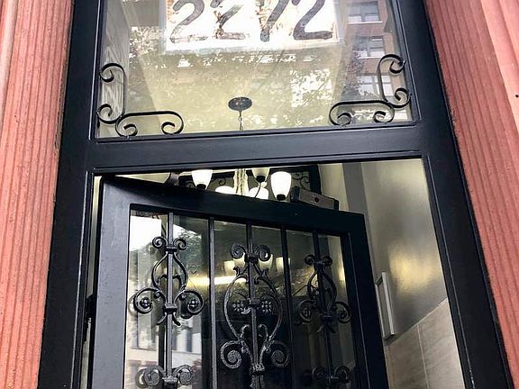 4th image of 2272 1st Ave APT 6