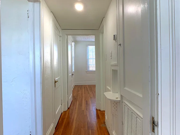 830 Lasalle St #3 — Photo 13