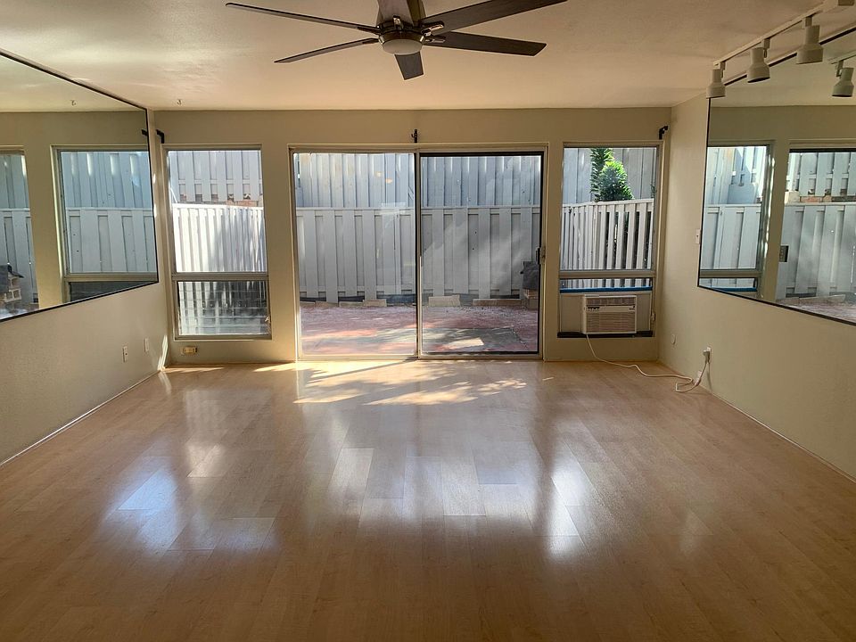 Livingroom and dining room.