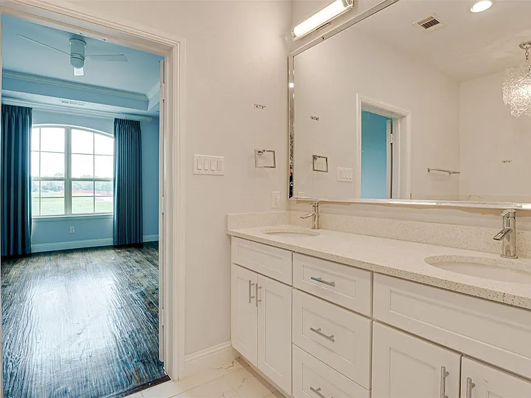 8447 Jacobs St — Photo 14