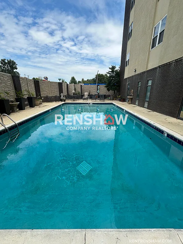1 bed, 1.0 bath, 670 sqft, $1,000 — Photo 3