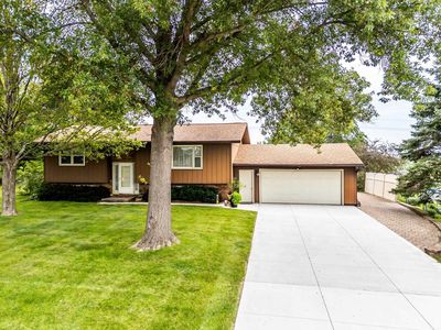 6601 Wedgewood Rd, Waterloo, IA, 50701