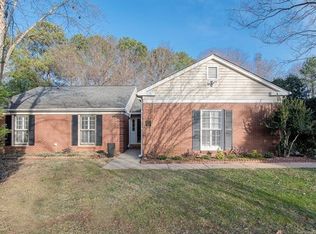 8303 Braeside Ct, Charlotte, NC 28270