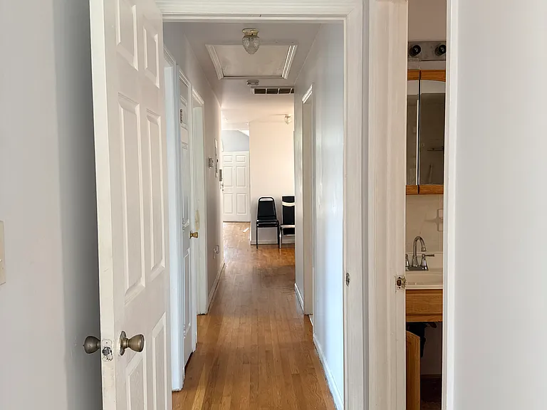 322 Baldwin Ave #2 — Photo 9